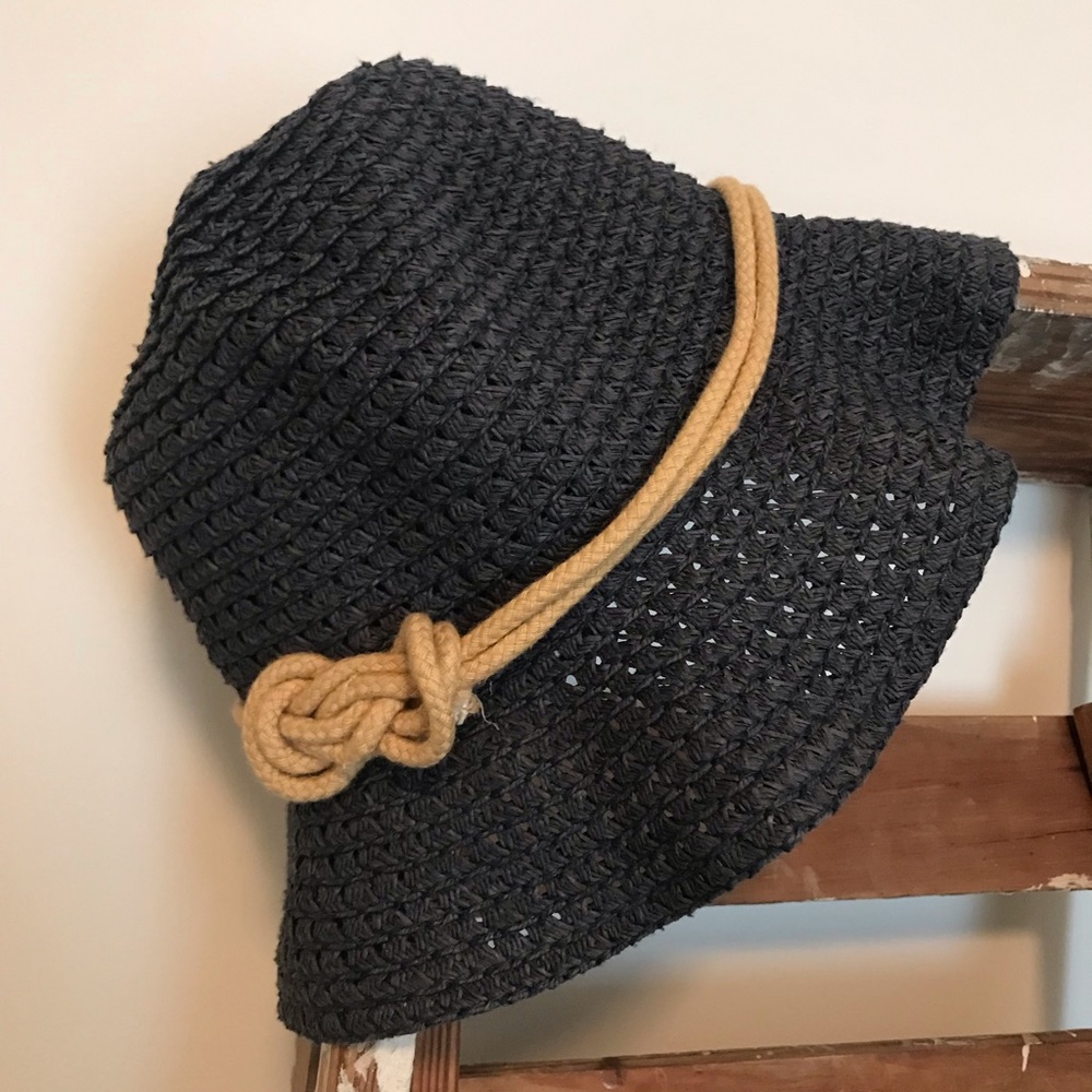 Floppy Straw Beach Hat - Navy Blue